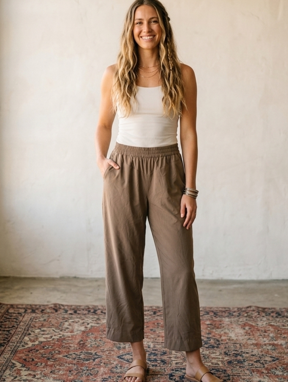 INDYEVA Cropped Lightweight Outdoor Adventure Pants Taupe Brown Medium